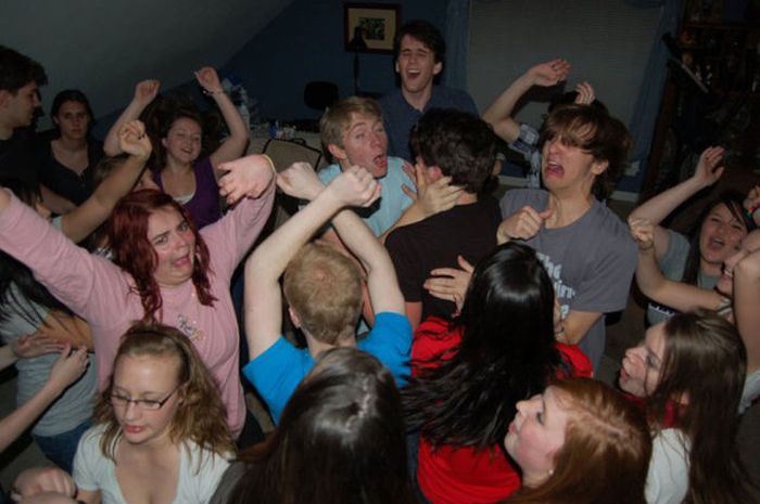 hilarious_drunk_and_wasted_people_30.jpg