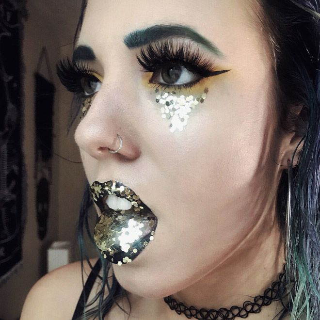 glitter_tongue_01.jpg