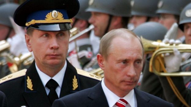 _89109433_putinzolotovafp.png